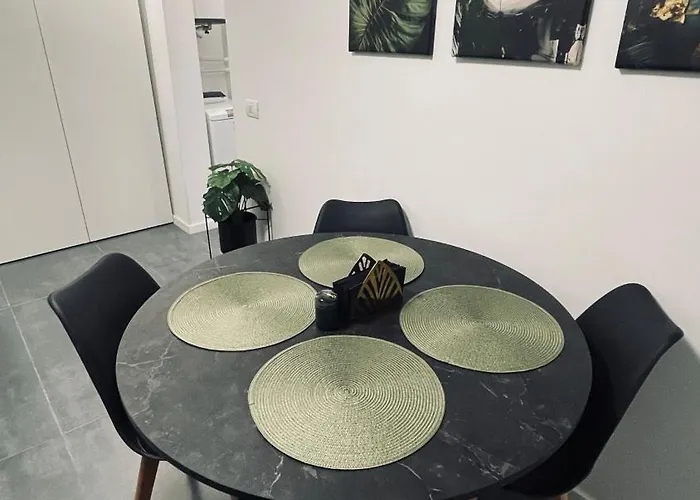 شقة Barbici Group